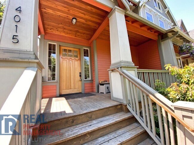 Building Photo - 4015 N Albina Ave