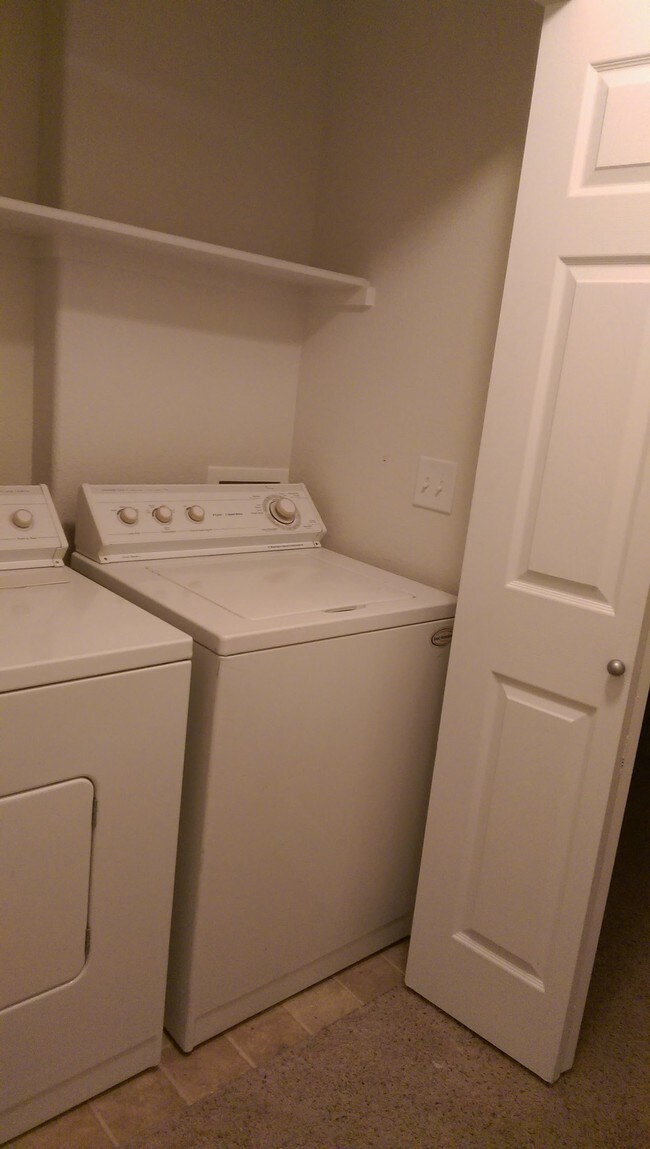 Photo - 4815 Hahns Peak Dr Apartment