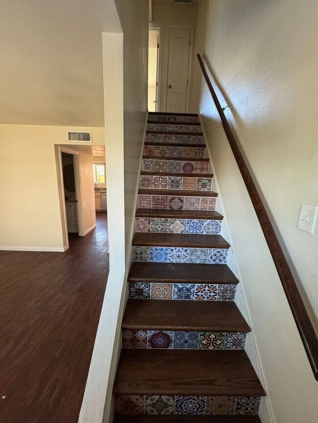 Foto del edificio - 2809 N Mountain Ave
