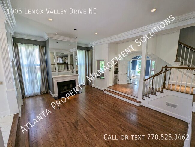 Foto del edificio - 1005 Lenox Valley Dr NE