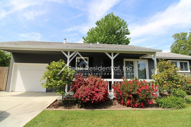 Building Photo - 2 br, 1 bath House - 2401 Cathay Way