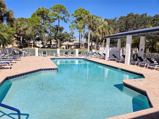 Building Photo - 835 Chalmers Dr