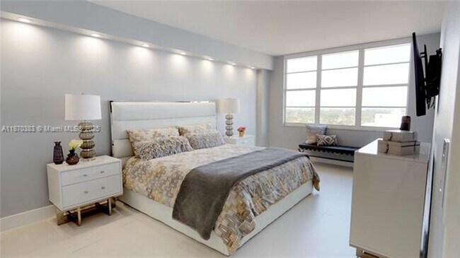 Photo - 5601 Collins Ave Apartment