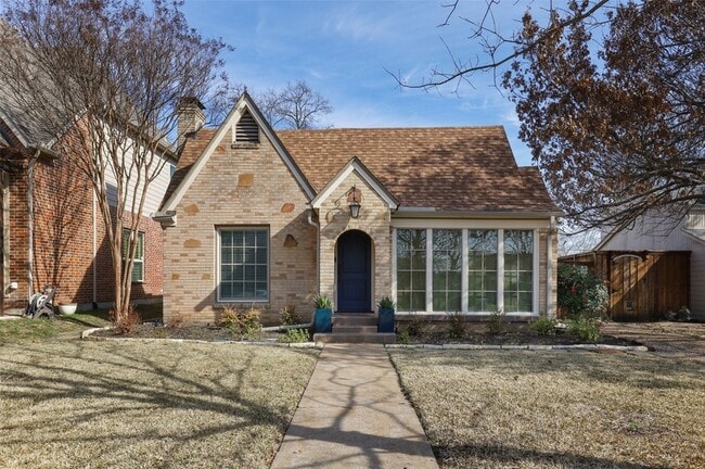 Photo - 7115 La Vista Dr House