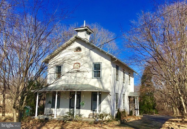 Building Photo - 1131 S Chester Rd