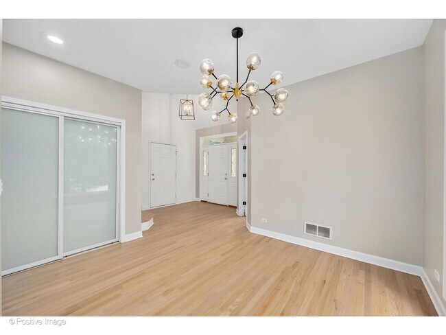 Building Photo - 1103 Compass Ct