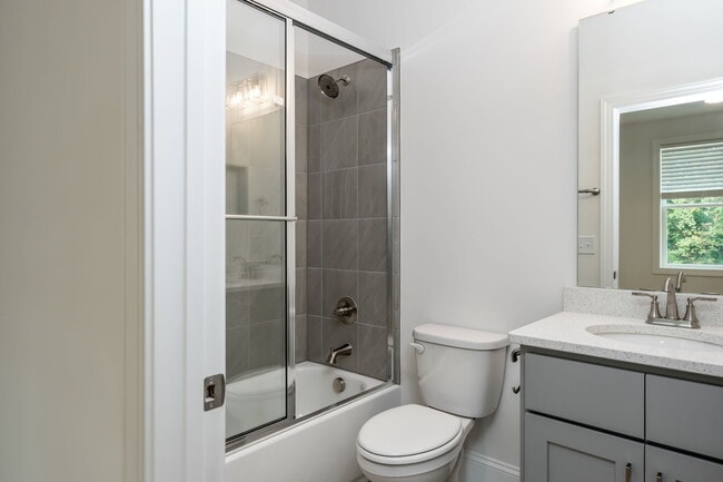 Building Photo - 3821 Sperry Ct