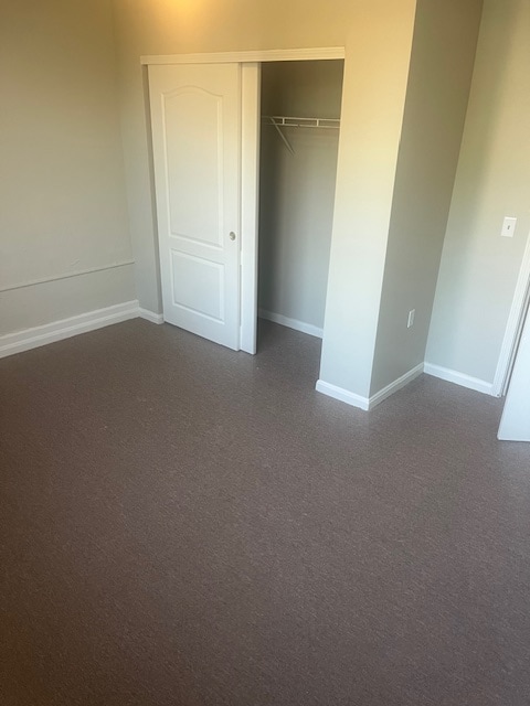 Building Photo - 316 W Walnut St