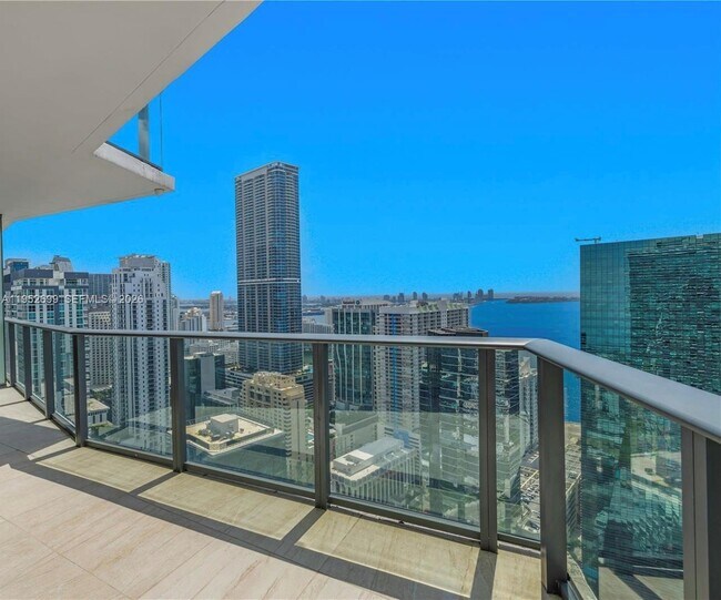 Foto del edificio - 1300 S Miami Ave