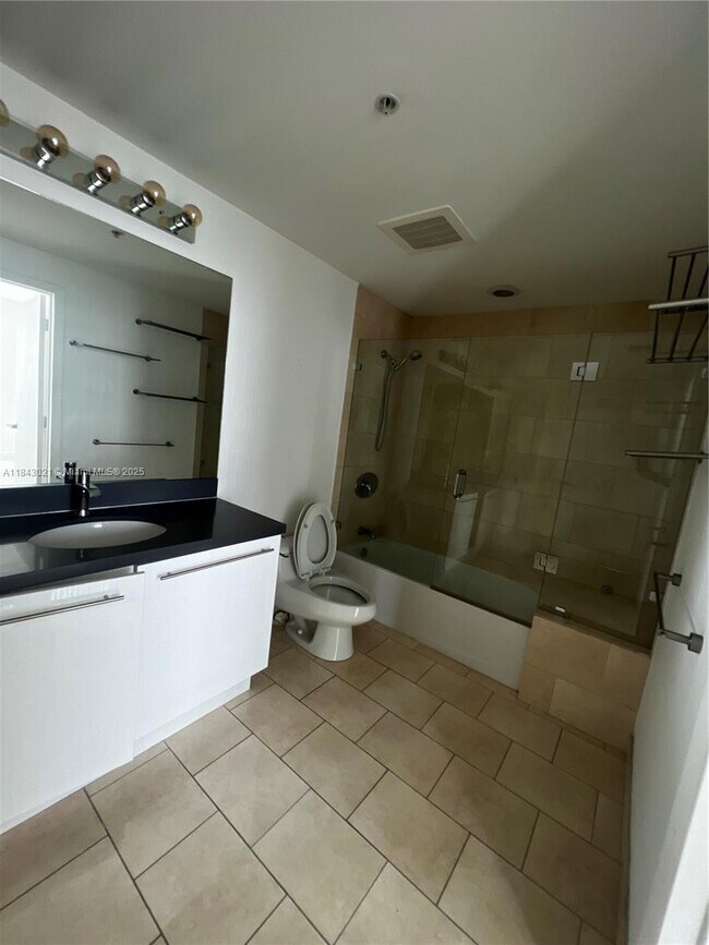 Foto del edificio - 90 SW 3rd St