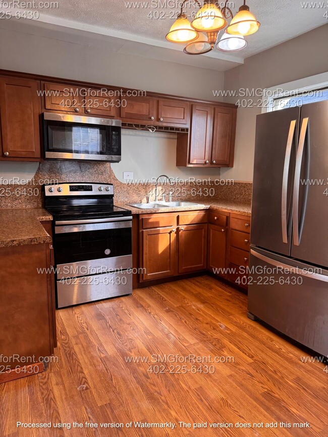 Building Photo - 3937 J St