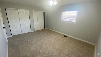 Building Photo - 3245 Summerhill Ln