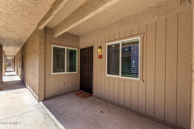 Foto del edificio - 4354 N 82nd St