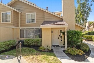 Building Photo - 26481 Olivewood