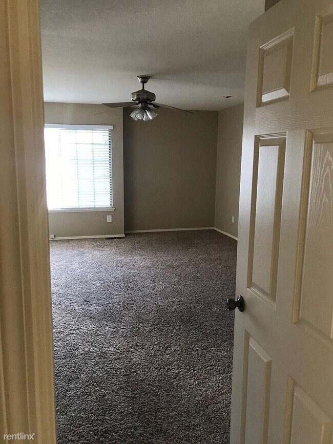 Building Photo - 4 br, 3 bath House - 8132 Rockbury Way