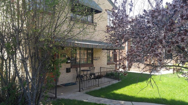 Photo - 19th Apartment