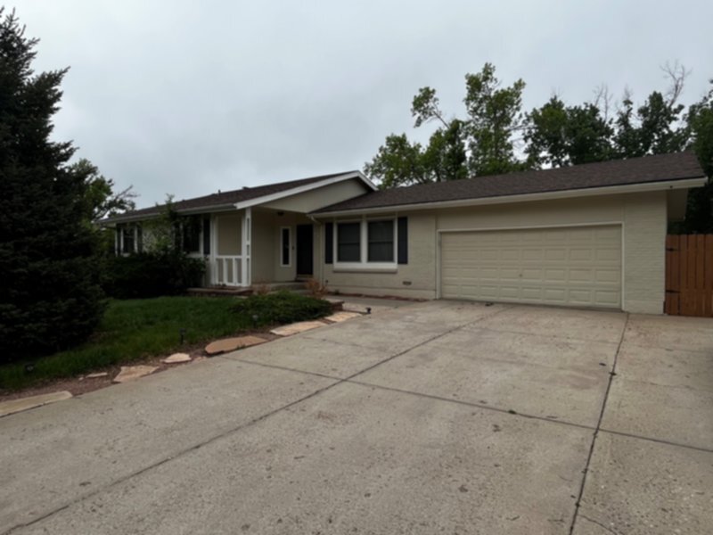 Primary Photo - Amazing Rancher in Village Seven