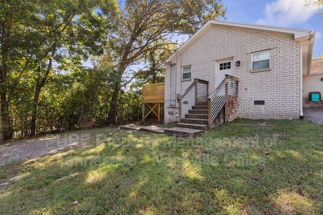 Foto del edificio - 622 Maplewood Ln