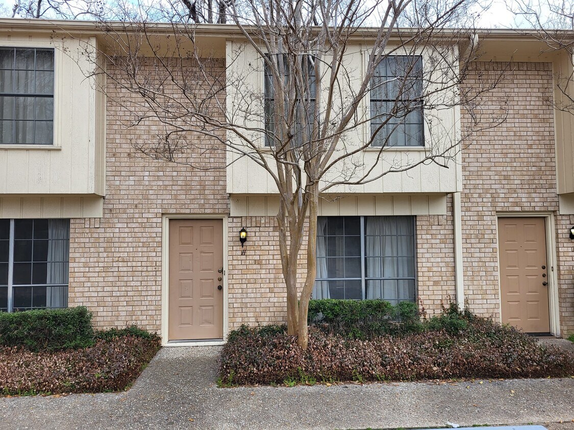 909 N 24th St Unit H, Corsicana, TX 75110 Apartments in Corsicana, TX