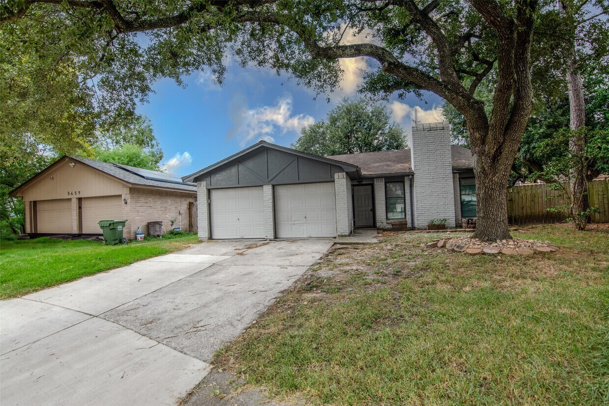Foto principal - 19938 Burle Oak Dr