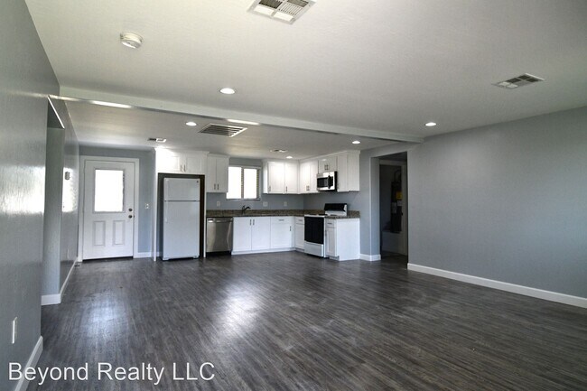 Building Photo - 3 br, 2 bath House - 3018 W. Hazelwood Street