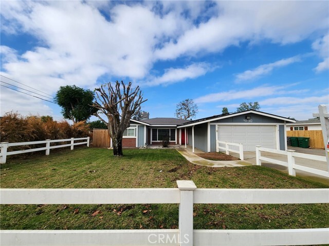 Building Photo - 4130 Hillside Ave