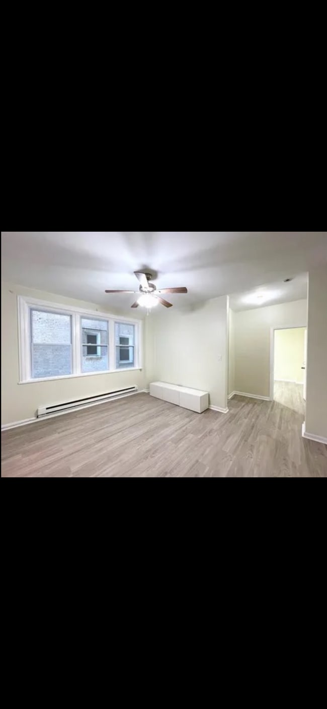 Building Photo - 37 S Iowa Ave