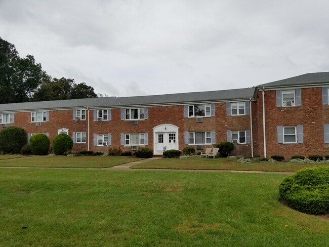 Patio - 43 Conforti Ave