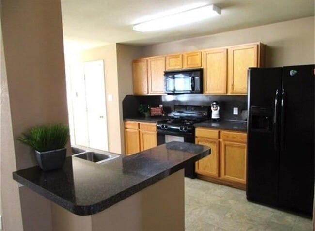 Foto del edificio - 1035 Grassy View Dr