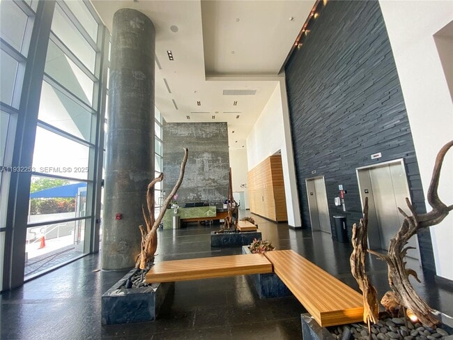 Building Photo - 888 Biscayne Blvd