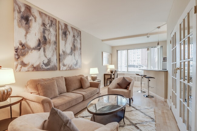 n113 Living room - 1121 ARLINGTON