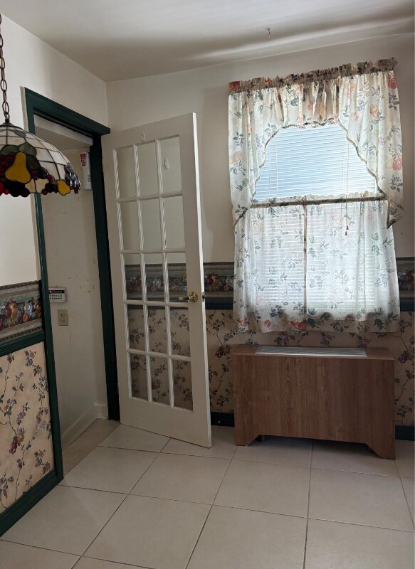 Foto del edificio - 84-36-8252 252nd St