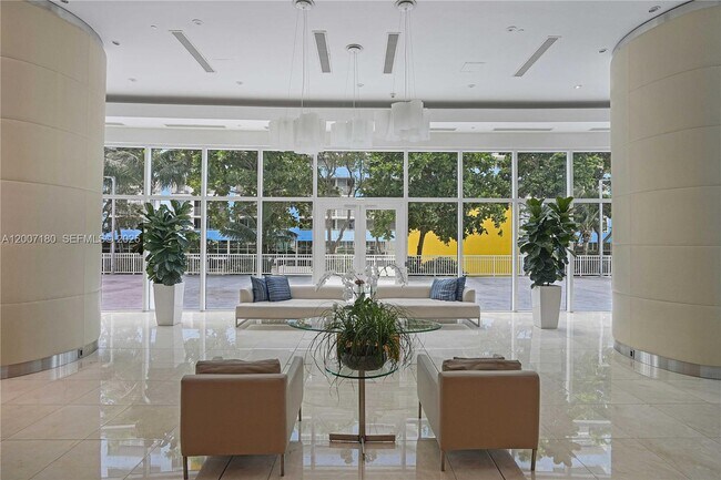 Foto del edificio - 2101 Brickell Ave