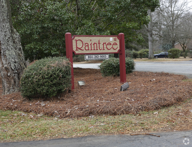 Building Photo - Raintree