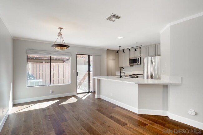 Building Photo - 7980 Sevan Ct