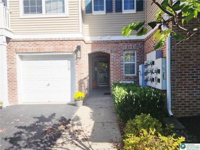 Foto del edificio - 974 Nittany Ct