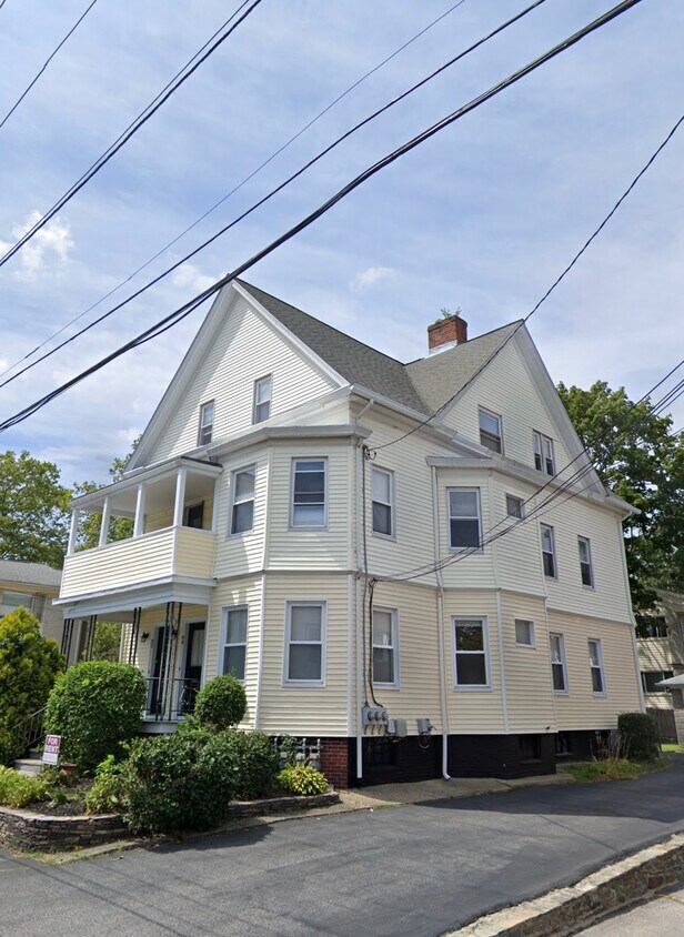 92 E Manning St Unit 1, Providence, RI 02906 Apartments in Providence