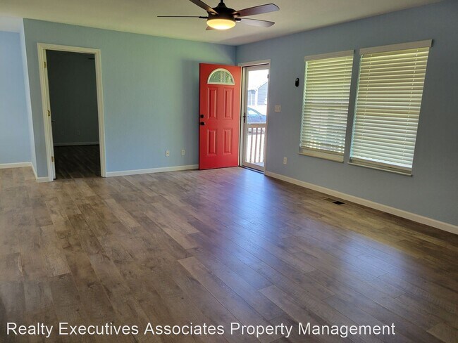 Building Photo - 3 br, 2 bath House - 5416 Magazine Rd