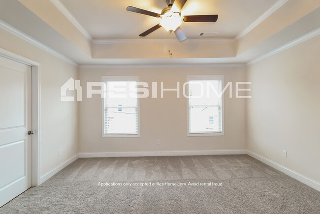 Building Photo - HOME FOR RENT!!