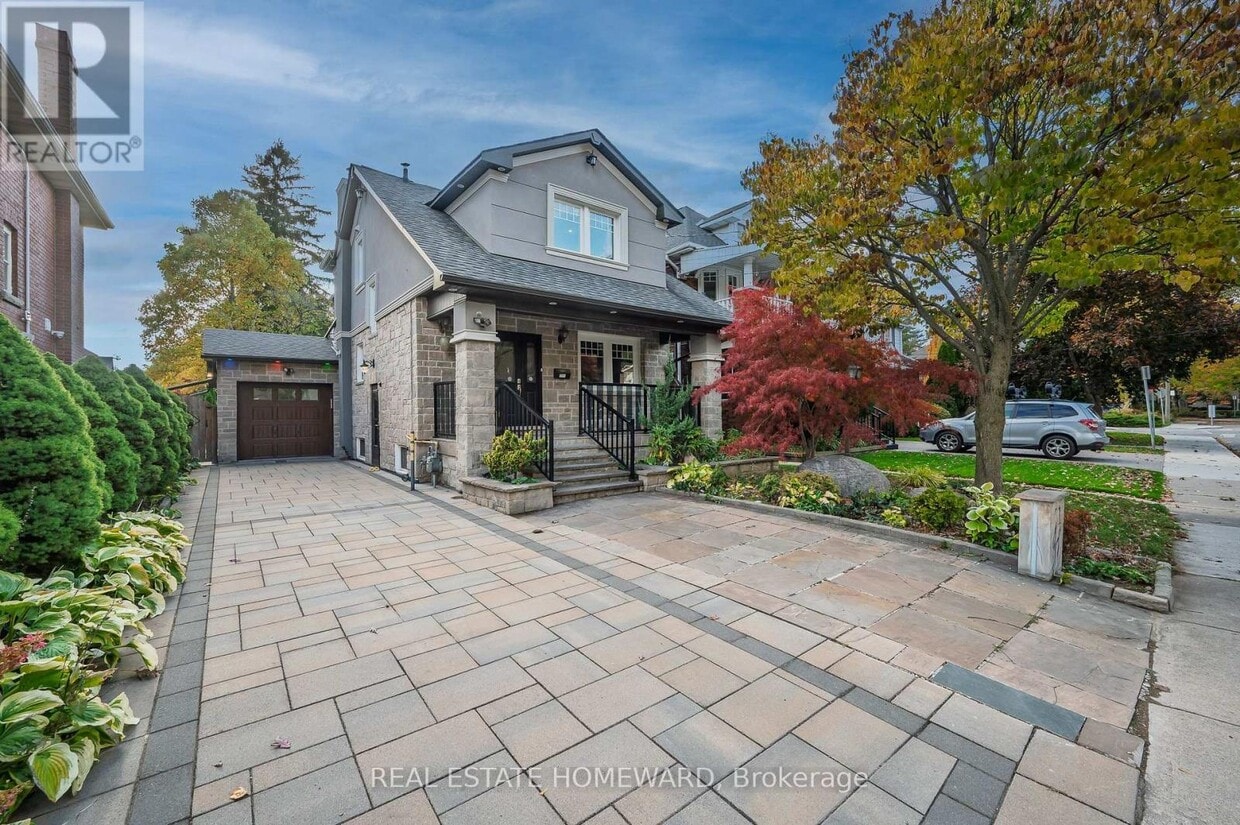 Photo principale - 71 Paisley Ave N