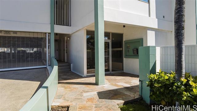 Building Photo - 710 Lunalilo St