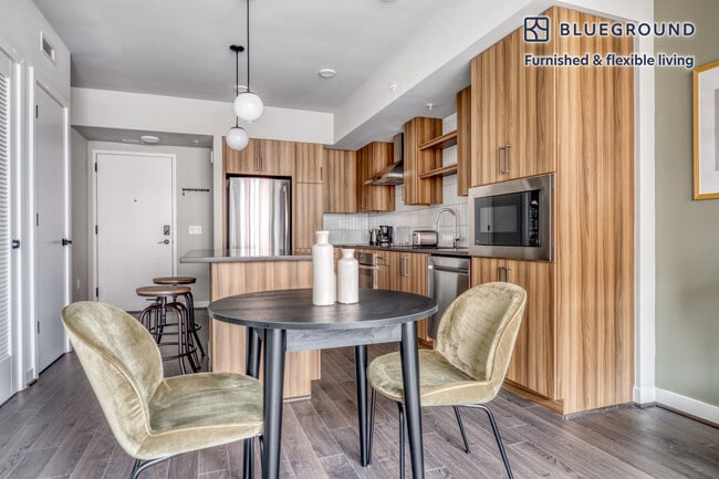 Foto del edificio - 1122 N Hudson St