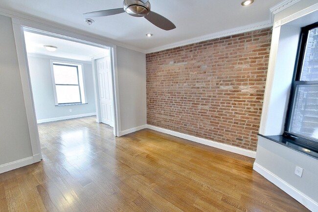 Building Photo - 219 E 23rd St