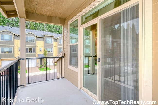 Building Photo - 3 br, 2.5 bath House - 7897 NE Heiser St