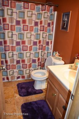 Building Photo - 5141 Pinedale Heights Dr