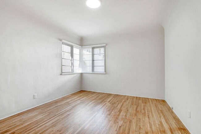 Building Photo - 2202-2206 20th Street