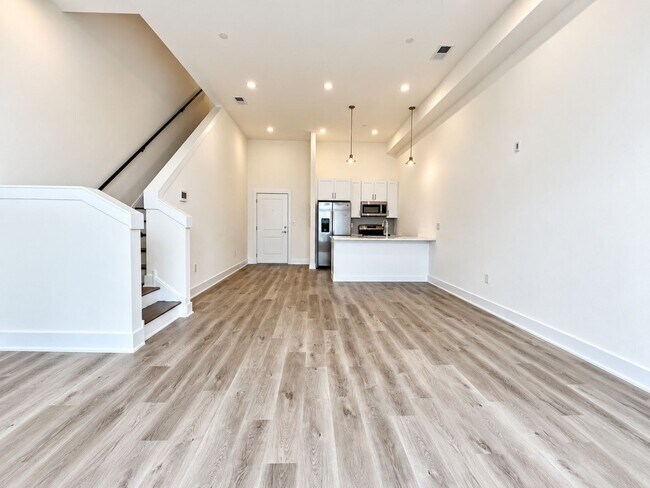 Building Photo - Northern Liberties 2-Bed, 2-Bath Home with Private Roof Deck