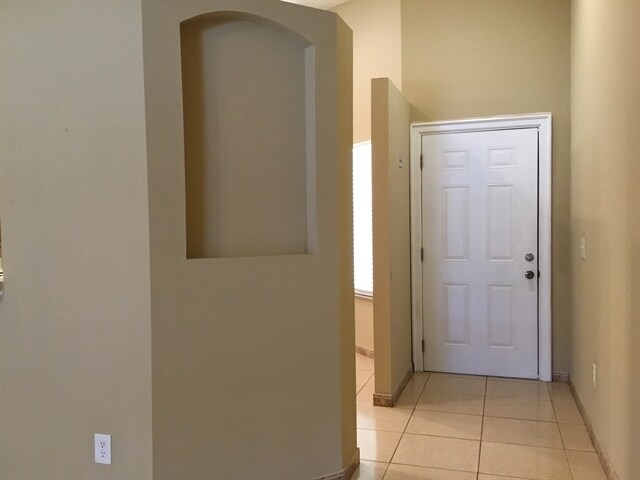 Building Photo - 4146 Shadow Creek Circle