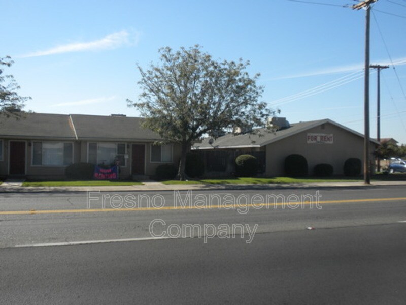 2318 N Angus Ave Unit 112, Fresno, CA 93703 Condo for Rent in Fresno