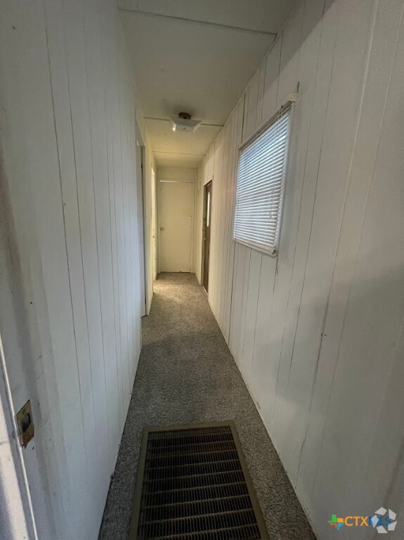 Building Photo - 1026 Rambling Dr